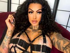 Leyla-del-Amor - female with black hair webcam at xLoveCam