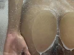 LiLiBunny - female webcam at xLoveCam