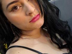 LiaAssholeOrange - female with black hair webcam at xLoveCam
