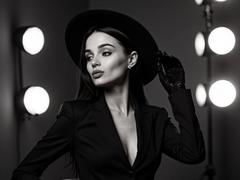 LiaCute from xLoveCam