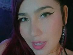 LiaIsabella from xLoveCam