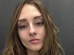 LiaJust - female with brown hair webcam at xLoveCam