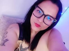 LiaMatureBbw - female webcam at xLoveCam