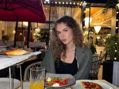 LiaWanat - female webcam at xLoveCam