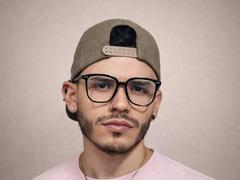 LianFerrer - male webcam at xLoveCam