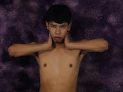 LianStonne - male webcam at xLoveCam