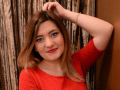 LinaPonty - female with brown hair and  big tits webcam at ImLive