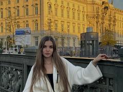 LightTeresa - blond female with  big tits webcam at xLoveCam