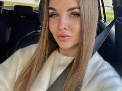 LightTeresa - blond female with  big tits webcam at xLoveCam