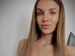 LightTeresa - blond female with  big tits webcam at xLoveCam