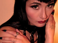 LilaLOVECult - female with black hair and  small tits webcam at LiveJasmin