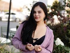 LilaNight-hot - female with black hair webcam at xLoveCam