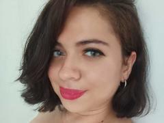 LilaSquirt from xLoveCam