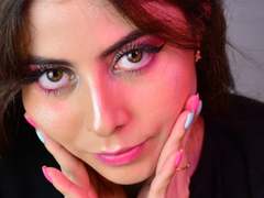 LilaSuni - female with brown hair and  small tits webcam at xLoveCam