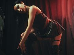 LiliBundy - female with black hair webcam at xLoveCam