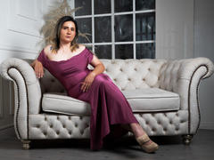 LiliEvanss - female with brown hair and  small tits webcam at xLoveCam