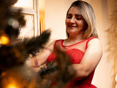 LiliEvanss - female with brown hair and  small tits webcam at xLoveCam