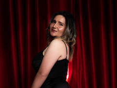 LiliEvanss - female with brown hair and  small tits webcam at xLoveCam