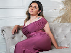 LiliEvanss - female with brown hair and  small tits webcam at xLoveCam