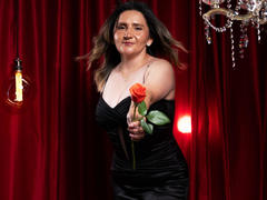 LiliEvanss - female with brown hair and  small tits webcam at xLoveCam