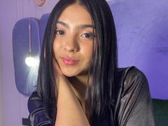 LiliRhodemml - female with black hair webcam at xLoveCam