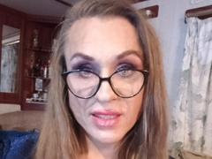 LilianaShe from xLoveCam