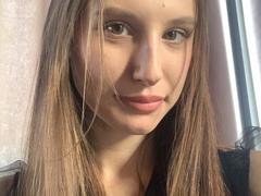 LilianaShine - female with  big tits webcam at xLoveCam