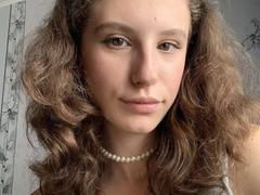 LilianaShine - female with  big tits webcam at xLoveCam