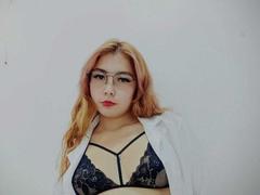 LiliithStorm - female with red hair webcam at xLoveCam
