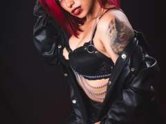 LilithAdams - female with red hair and  big tits webcam at xLoveCam