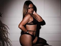 LilithBonneth - blond female webcam at xLoveCam