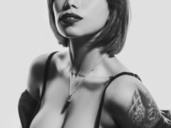 LilithAdams - female with red hair and  big tits webcam at xLoveCam