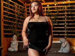 LilithMoonryn - female with red hair and  big tits webcam at xLoveCam