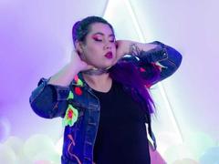 LilithVelvett - female with black hair and  big tits webcam at xLoveCam