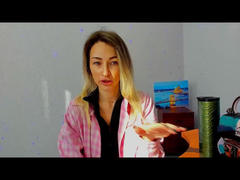 Lilitraya - female webcam at xLoveCam