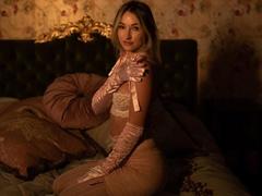 Lilitraya - female webcam at xLoveCam