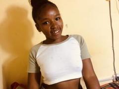 Lillah from xLoveCam