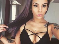LillianNightSin - blond female webcam at LiveJasmin