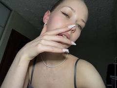 LillianaWhang - blond female webcam at xLoveCam