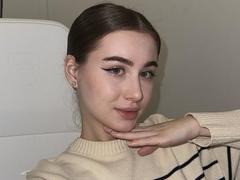 LillyColins - female with brown hair and  big tits webcam at xLoveCam