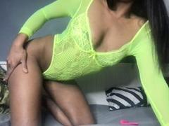 Liloucia - female with black hair webcam at xLoveCam