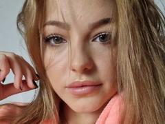LilyBeautyfull - blond female with  big tits webcam at xLoveCam
