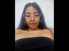 LilyC - female webcam at xLoveCam