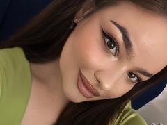 LilyCartere - female webcam at xLoveCam