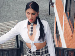 LilyGreay - female with black hair and  big tits webcam at xLoveCam