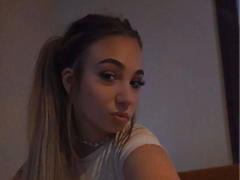 LilyLiebe-hot - blond female webcam at xLoveCam