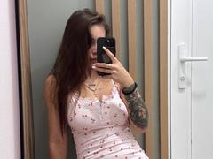 LilyMeeow - female with brown hair and  big tits webcam at xLoveCam
