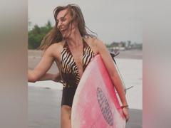 LilyOCute - female with brown hair webcam at xLoveCam