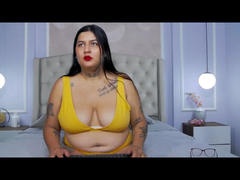 LilyCornell - female with brown hair and  big tits webcam at LiveJasmin