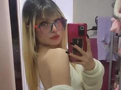 LilyRoosee - blond female with  small tits webcam at xLoveCam